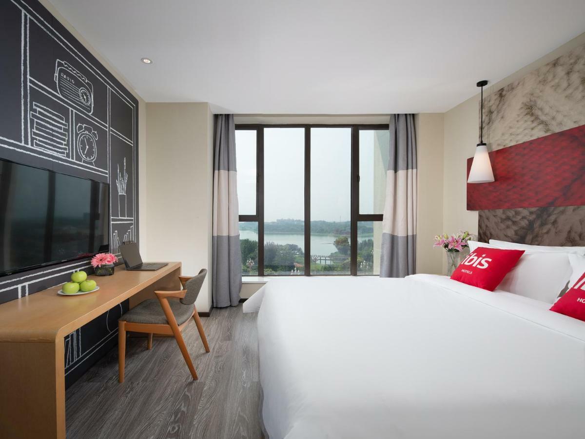 Ibis Hotel Emei Shan Eksteriør billede