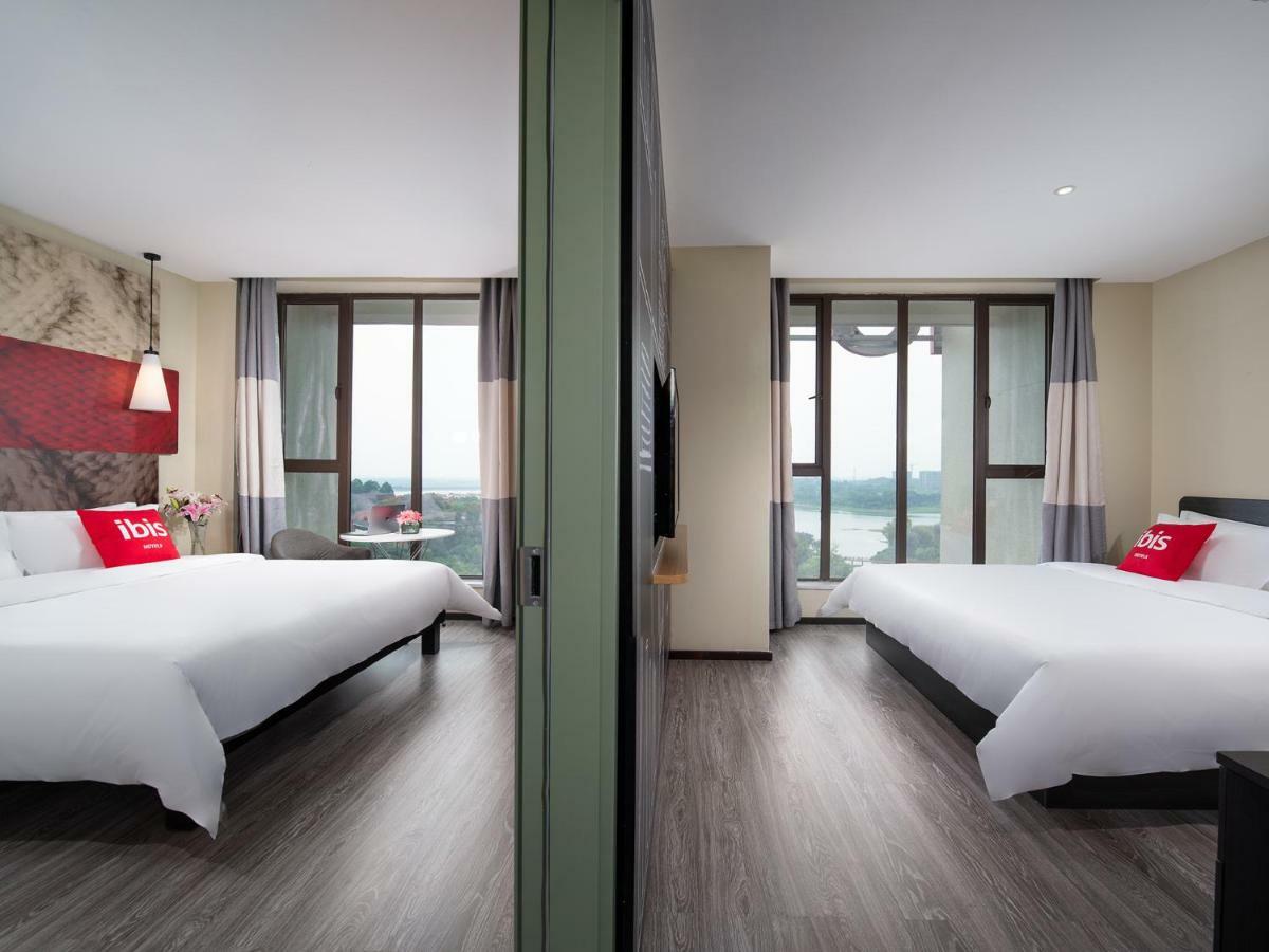 Ibis Hotel Emei Shan Eksteriør billede